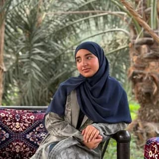 AYA IZELGUE