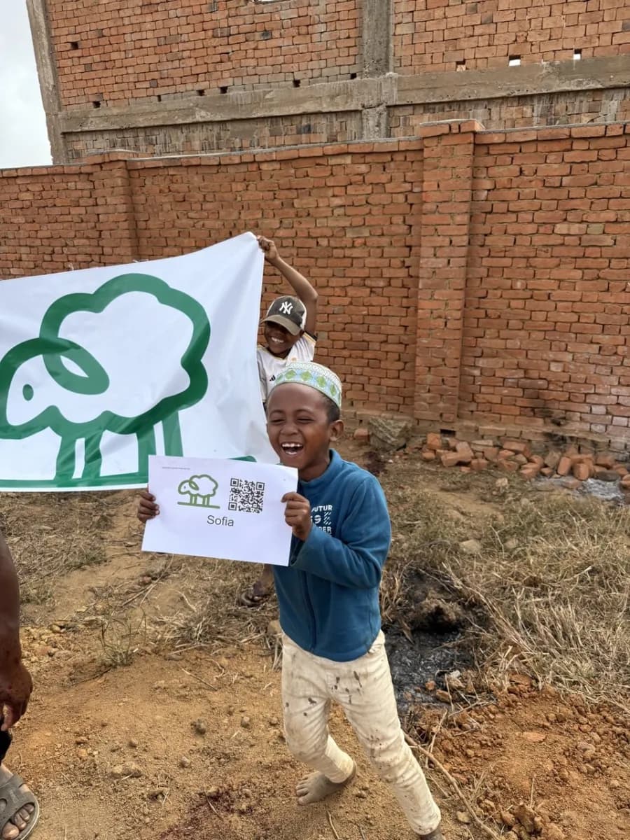 Meat distribution in a village in Madagascar